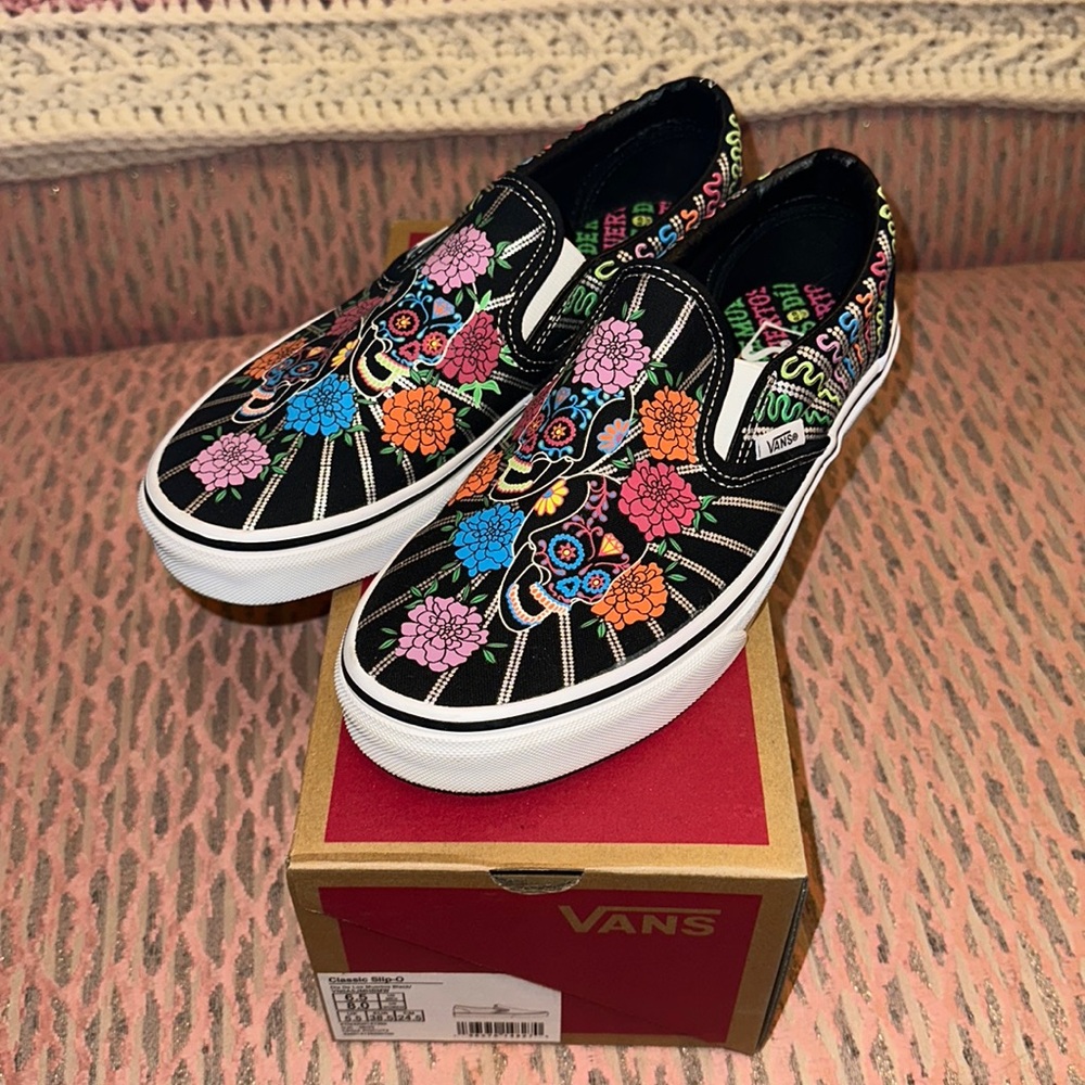 NEW Vans 💀 Dia De Los Muertos 💀 8.0 Ladies 6.5 Men